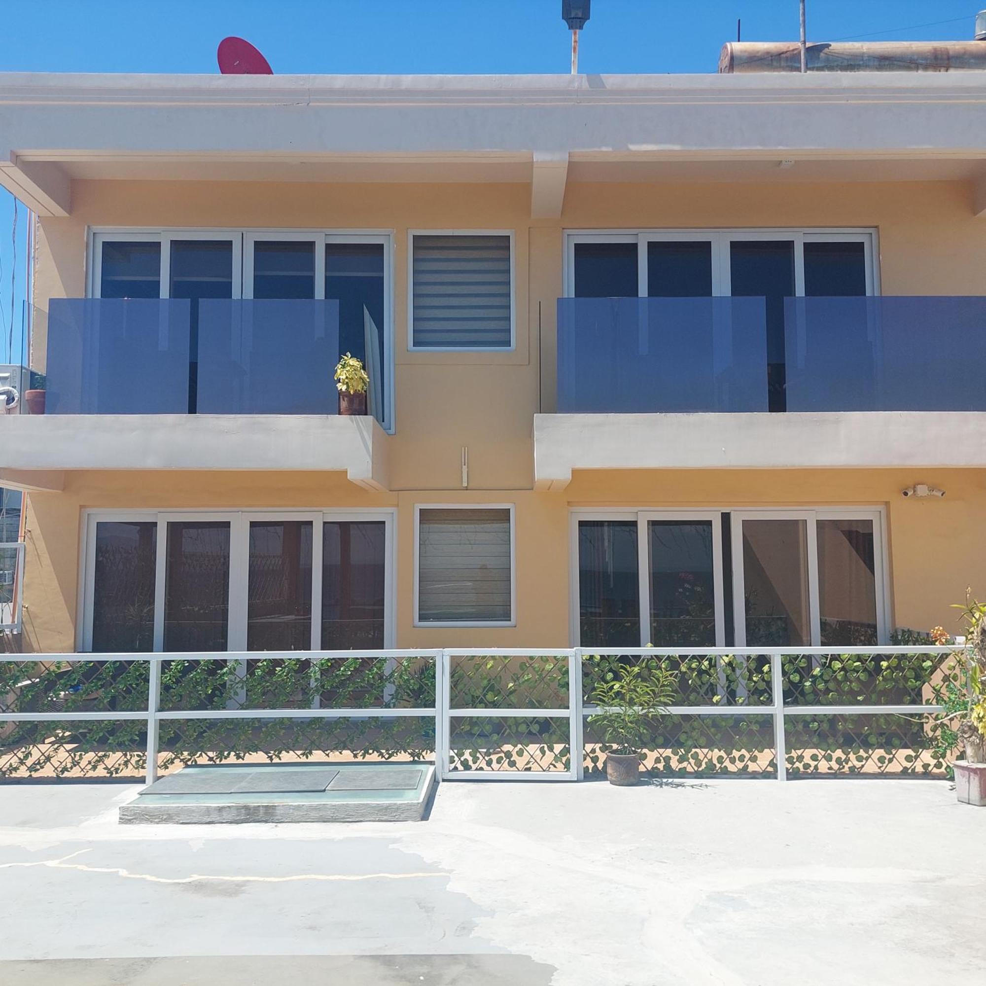 Captngreggs Dive Resort Puerto Galera Exterior foto